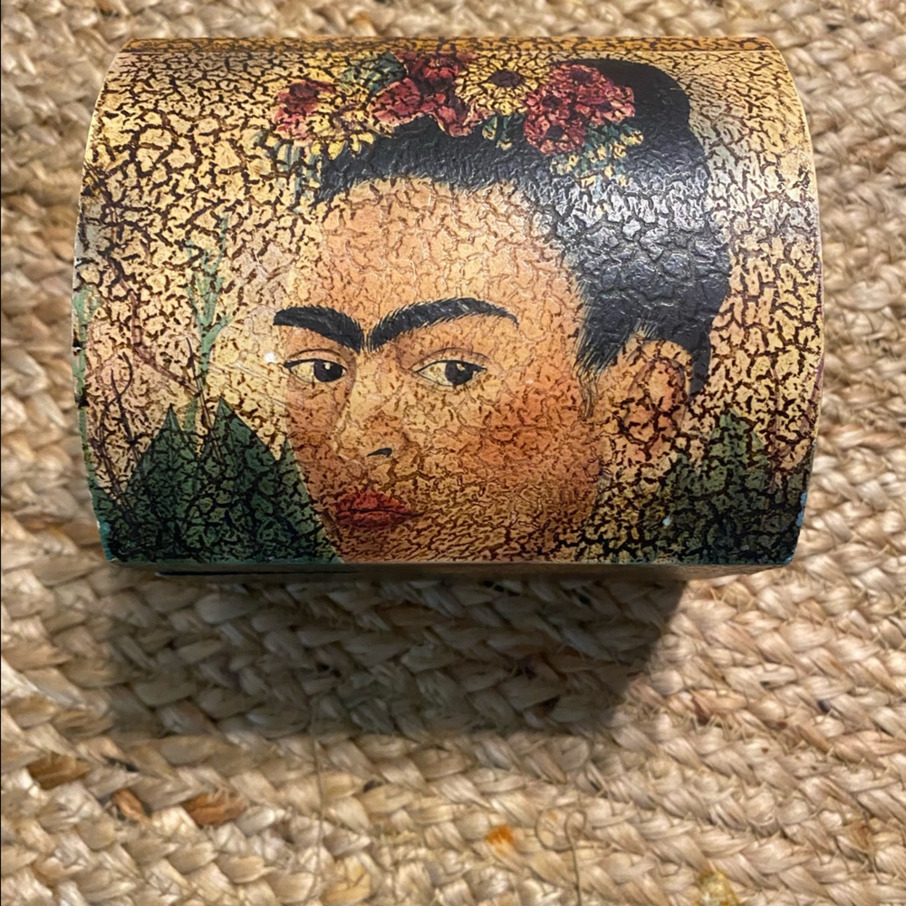 Frida Kahlo box